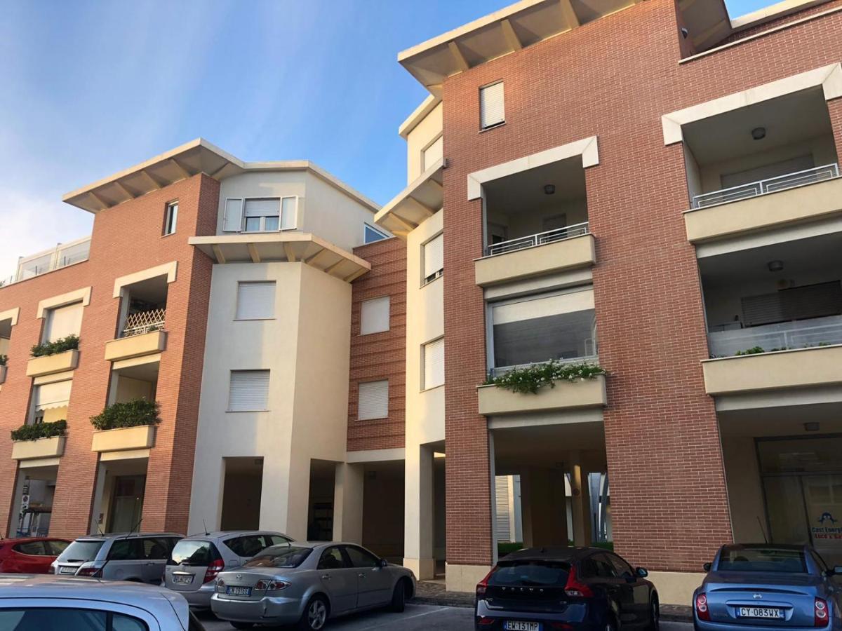 Le Miromi Apartman Civitanova Marche Kültér fotó